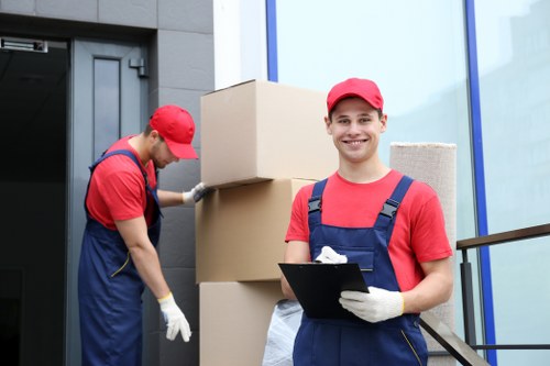 Modern storage units in Primrosehill for home and business use