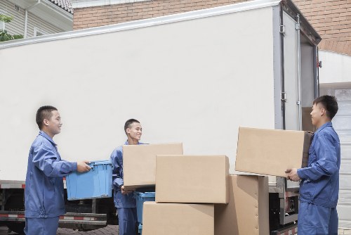 Packing and moving supplies used by removal companies in Primrosehill