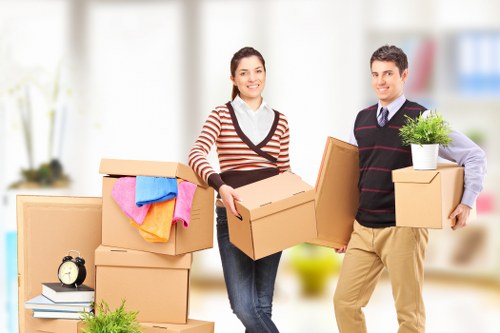 Residential moving support for flats and houses near Primrose Hill