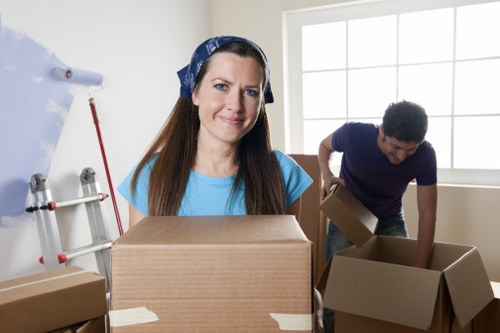 Professional packing services in Primrosehill with labeled moving boxes