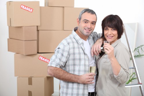 Choosing the right truck size for removal hire in Primrosehill